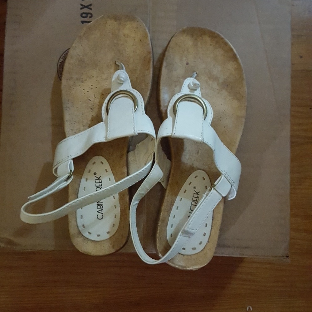 Cabin creek sandals 8 EUC